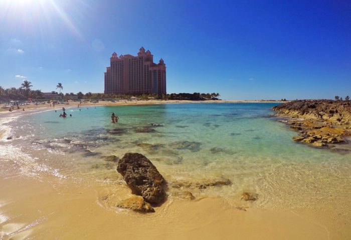 Uma das praias do Atlantis