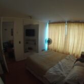 Quarto (suite) no Lobato Apart Hotel