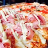 A deliciosa pizza do restaurante Numero 28 – Española Way – Miami