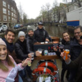 Passeios pelos canais de Amsterdam | Grupo de brasileiros