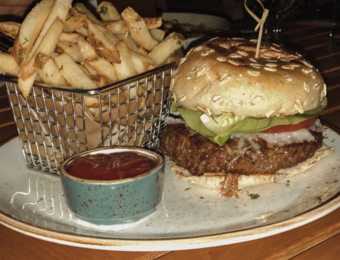 Hilton West Palm Beach – Galley | Impossible Burguer Vegan ($22)